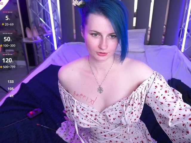 AlisaGrace live cam on BongaCams