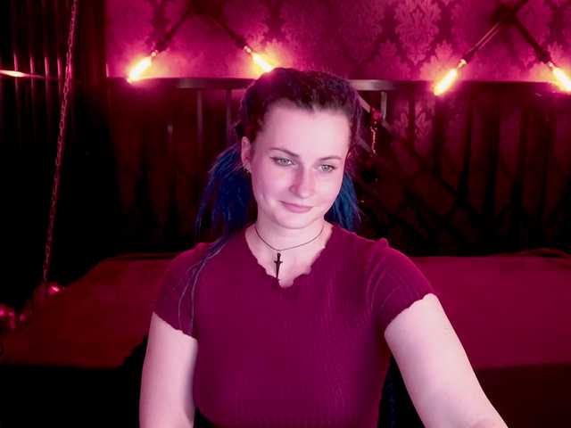 AlisaGrace's BongaCams show and profile