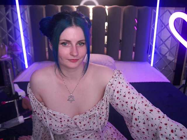 AlisaGrace live cam on BongaCams