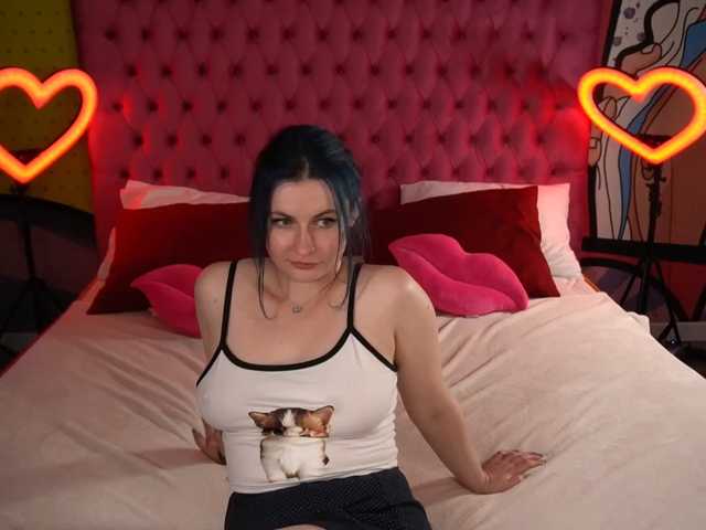 AlisaGrace live cam on BongaCams