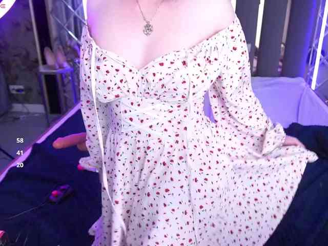 AlisaGrace webcam
