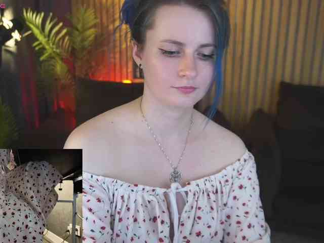 AlisaGrace webcam