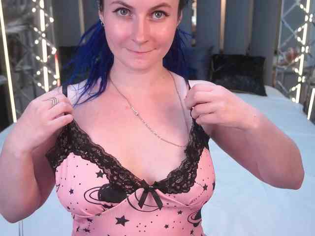 AlisaGrace webcam