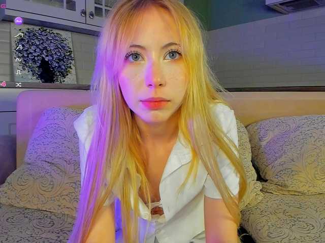 UwuFlower live cam on BongaCams