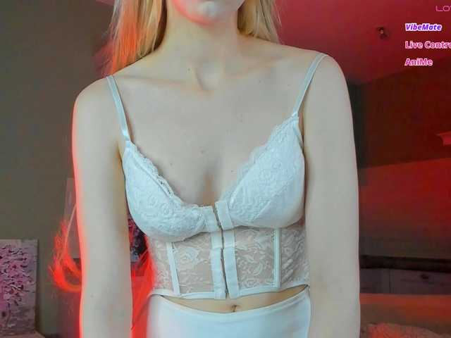 UwuFlower live cam on BongaCams