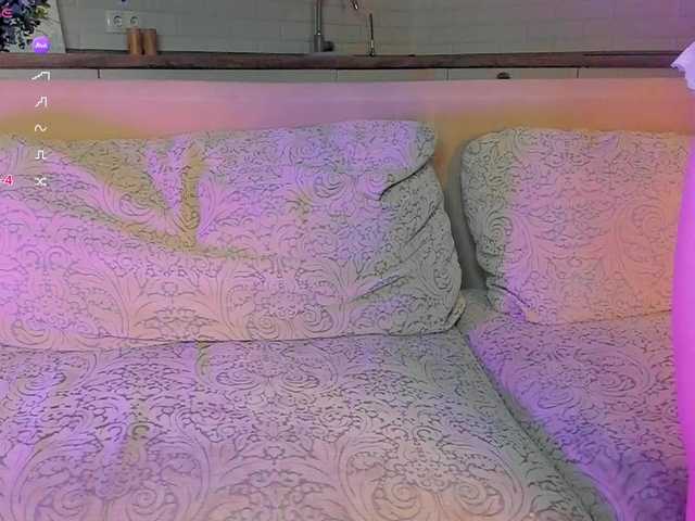 UwuFlower live cam on BongaCams