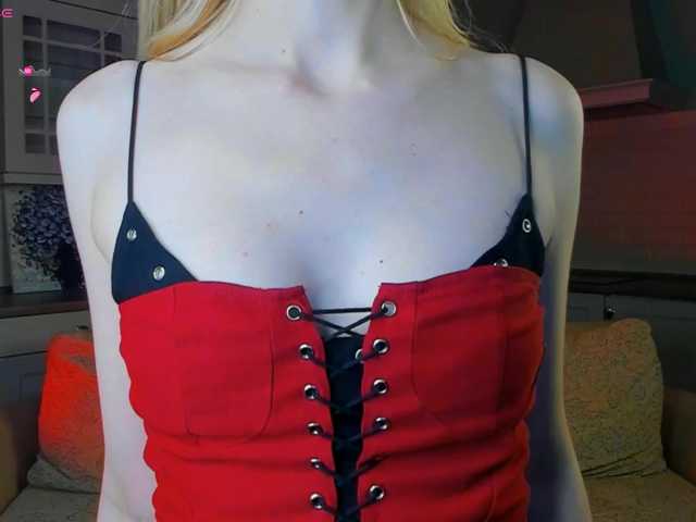 UwuFlower live cam on BongaCams
