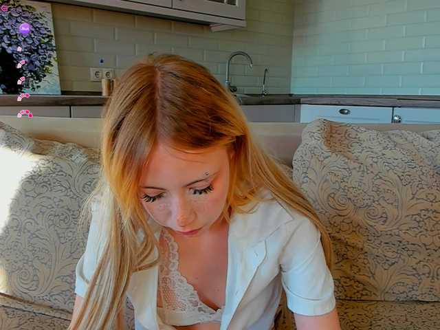 UwuFlower live cam on BongaCams