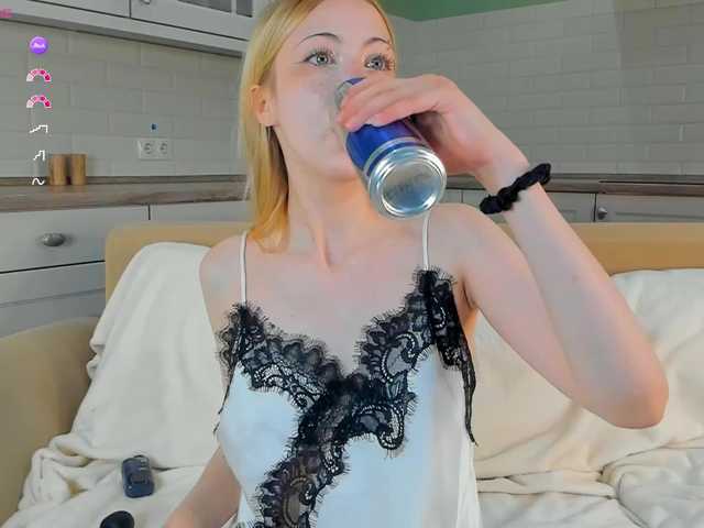 UwuFlower live cam on BongaCams