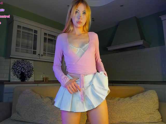 UwuFlower live cam on BongaCams