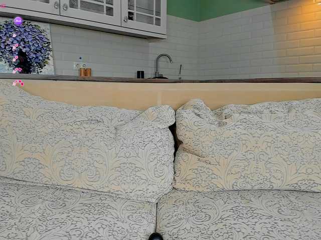 UwuFlower live cam on BongaCams
