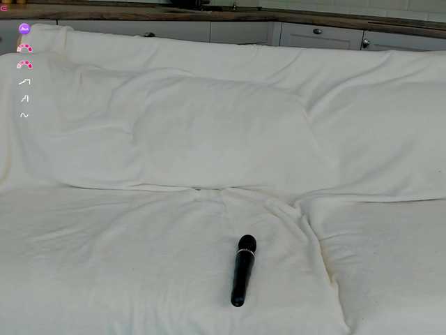 UwuFlower live cam on BongaCams