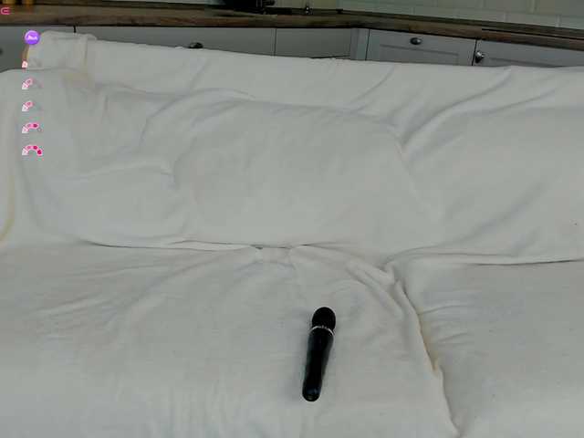 UwuFlower live cam on BongaCams
