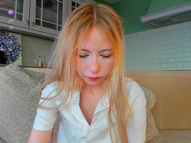 UwuFlower live cam on BongaCams