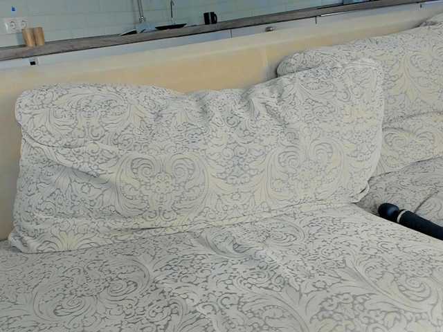 UwuFlower live cam on BongaCams