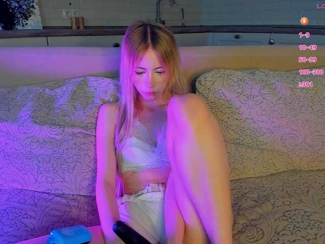 UwuFlower live cam on BongaCams