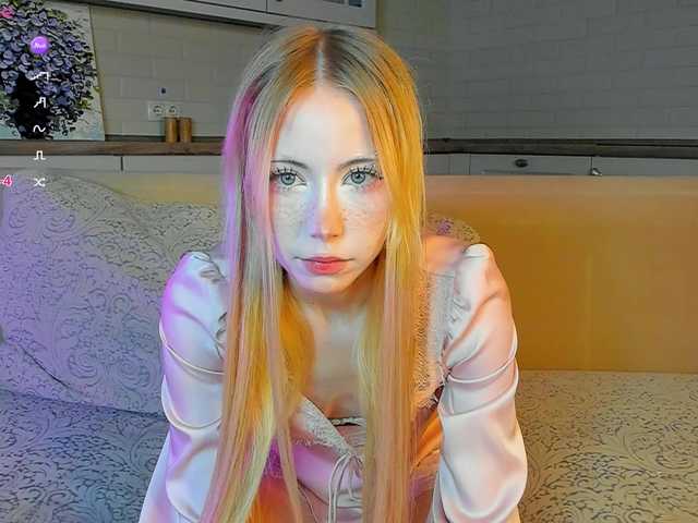 UwuFlower live cam on BongaCams