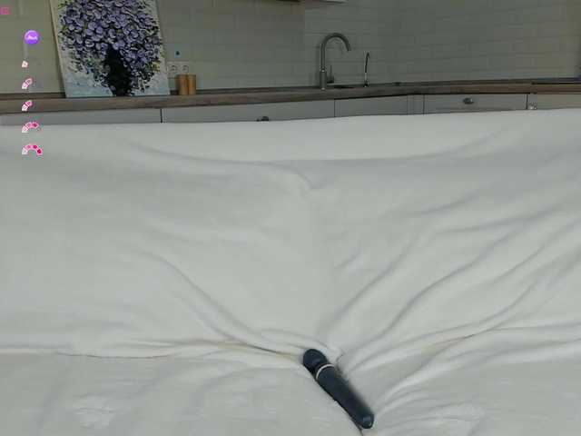 UwuFlower live cam on BongaCams