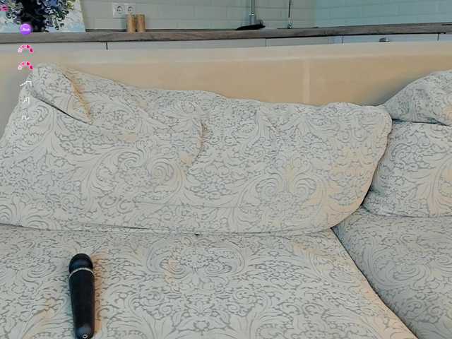 UwuFlower live cam on BongaCams