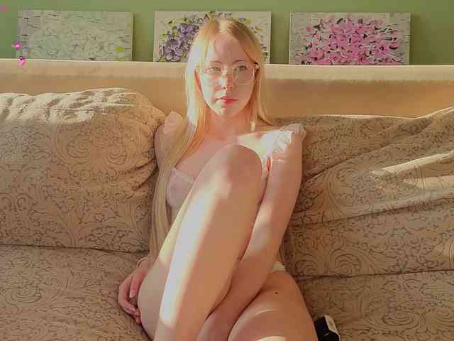 UwuFlower webcam