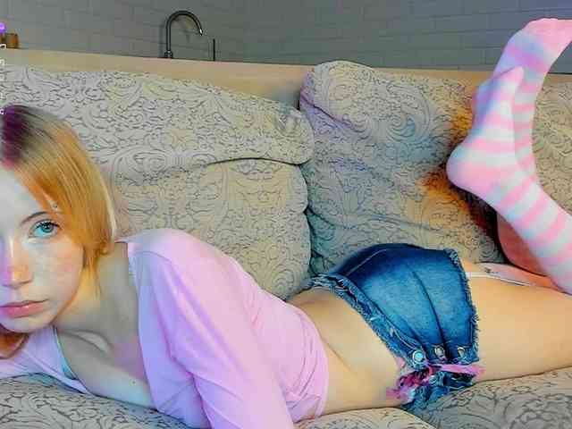 UwuFlower webcam