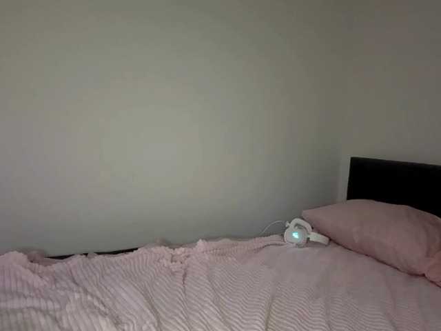 QuianaDearman's BongaCams show and profile