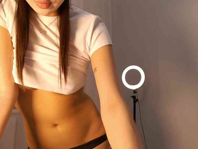 aiyumiprivate Live Webcam on BongaCams