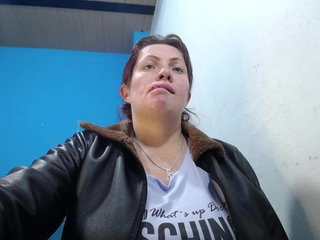 Carolinhe Porn Show