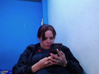 Carolinhe Porn Show