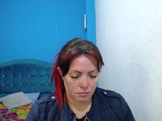 Carolinhe Porn Show