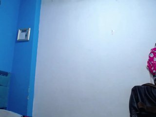 Carolinhe Porn Show