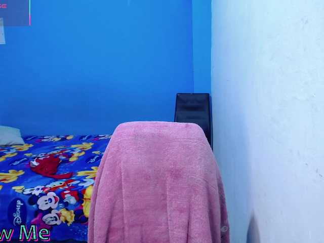 Carolinhe live cam on BongaCams