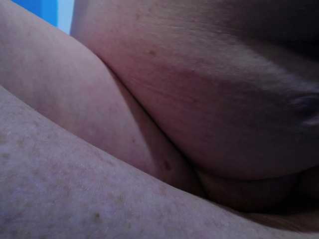 Carolinhe live cam preview