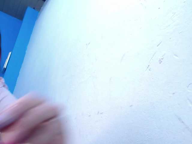 Carolinhe live cam on BongaCams