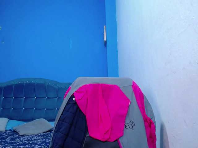 Carolinhe live cam on BongaCams