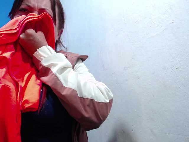 Carolinhe live cam on BongaCams