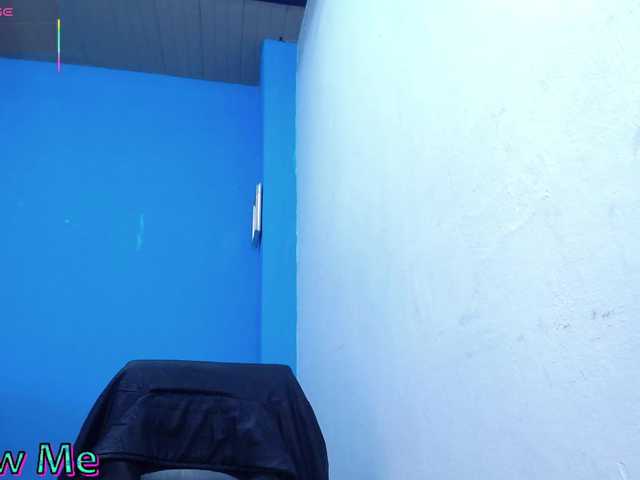 Carolinhe live cam on BongaCams