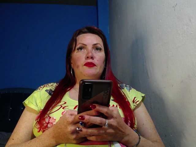 Carolinhe live cam on BongaCams