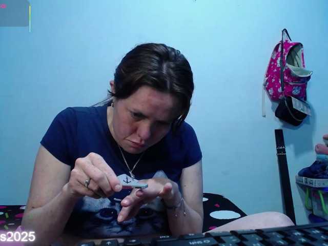 Carolinhe live cam on BongaCams