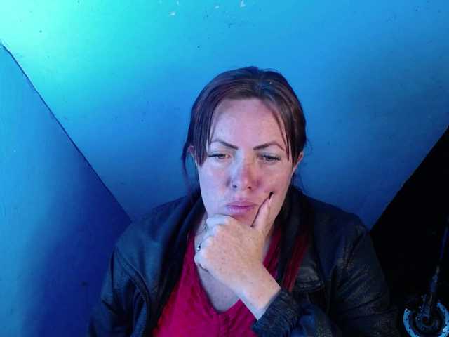Carolinhe live webcam show