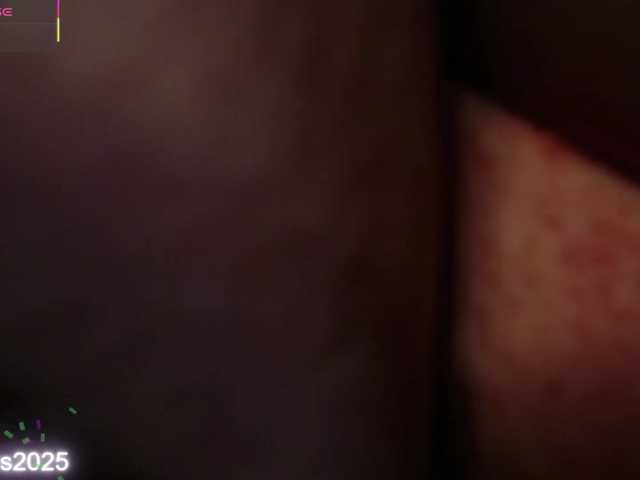 Carolinhe live cam preview