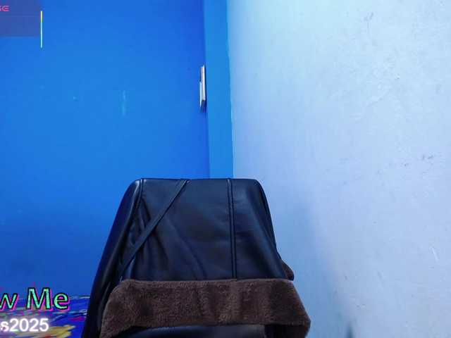 Carolinhe live cam on BongaCams