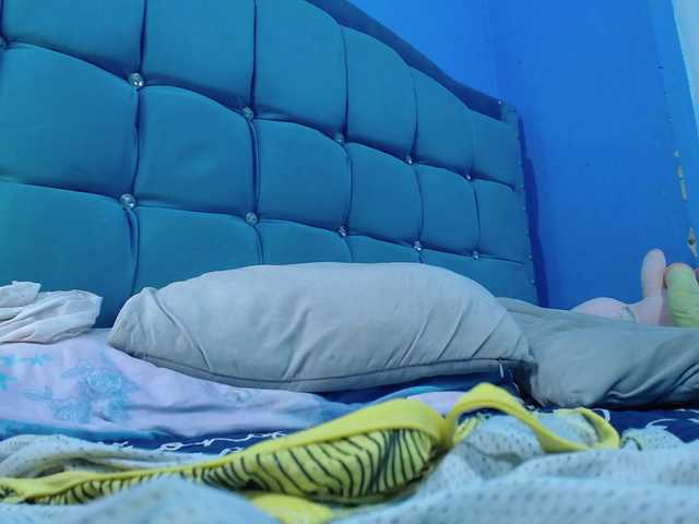 Carolinhe live cam on BongaCams