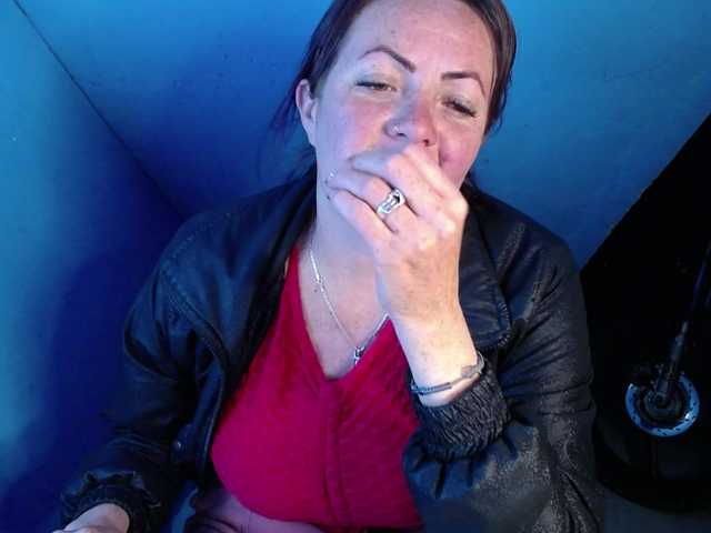 Carolinhe live webcam show