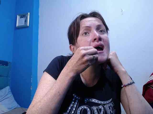 Carolinhe webcam