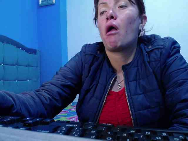 Carolinhe webcam