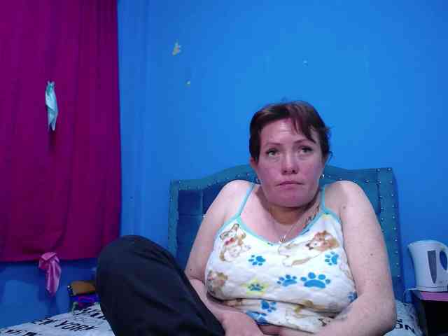 Carolinhe webcam