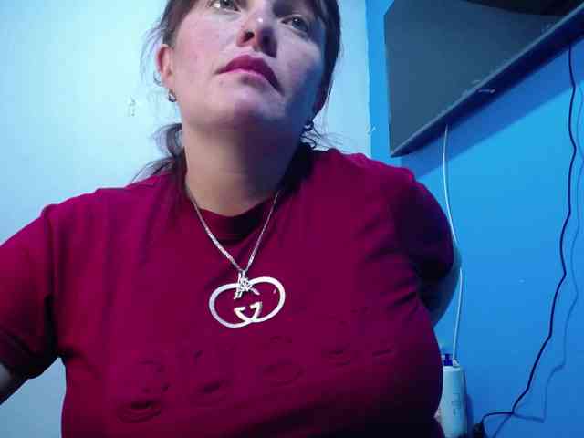 Carolinhe webcam