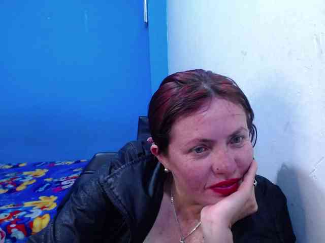 Carolinhe Carolinhe