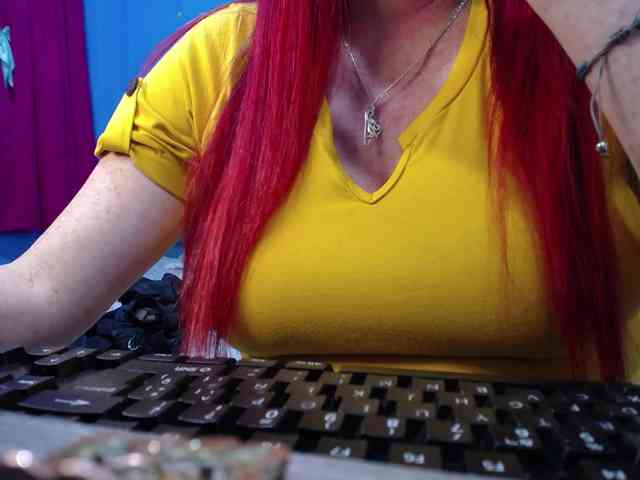 Carolinhe webcam